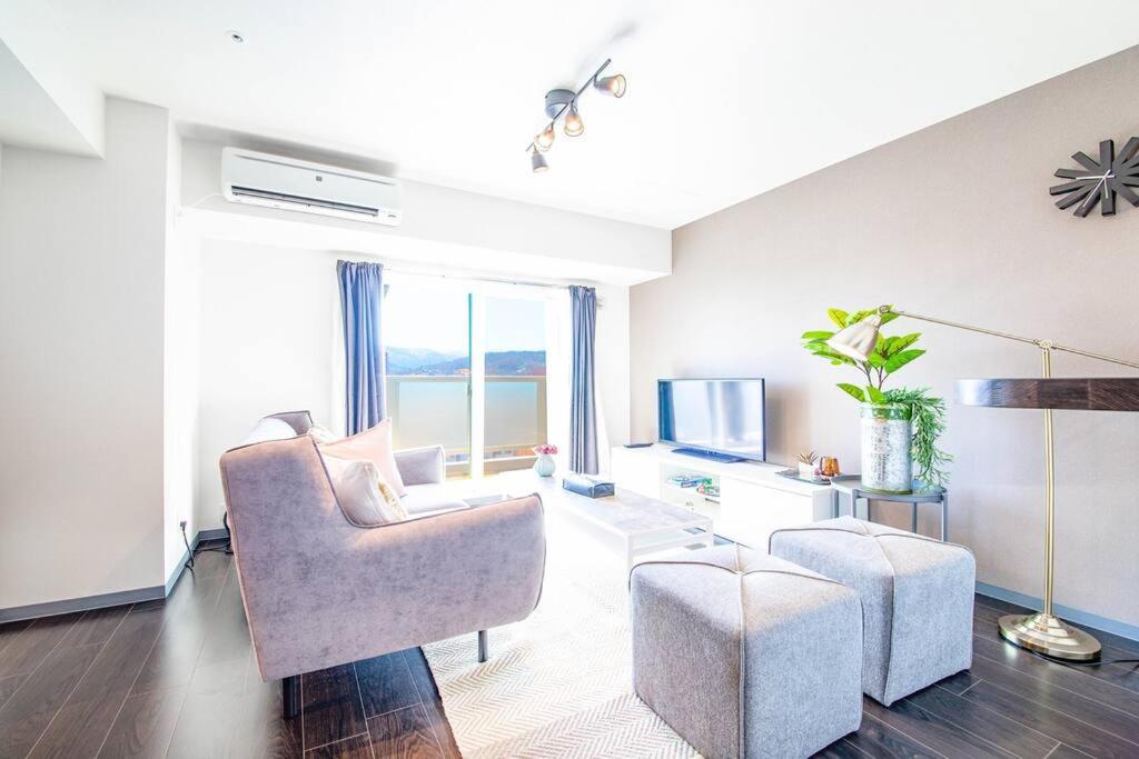 Gift Apartment Отару Екстериор снимка